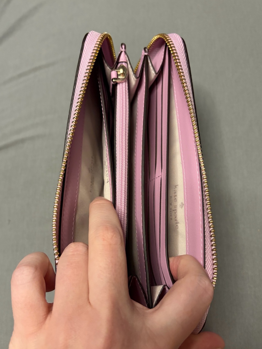 NWT Kate Spade Large Continental Wallet in Quartz Pin with Gold Hardware - Picture 8 of 10